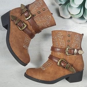 Faux Suede Embroidered Cowboy Cowgirl Boots 8